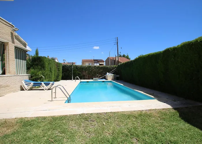 Casa Viena Vilafortuny Дом отдыха *